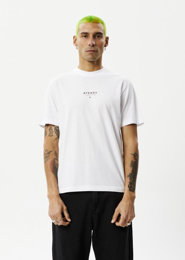SPACE - RETRO FIT TEE