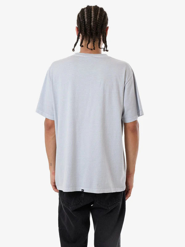 MINIMAL THRILLS MERCH FIT TEE