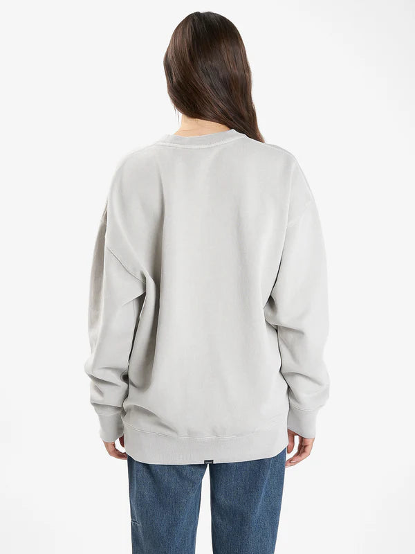 MINIMAL THRILLS SLOUCH CREW