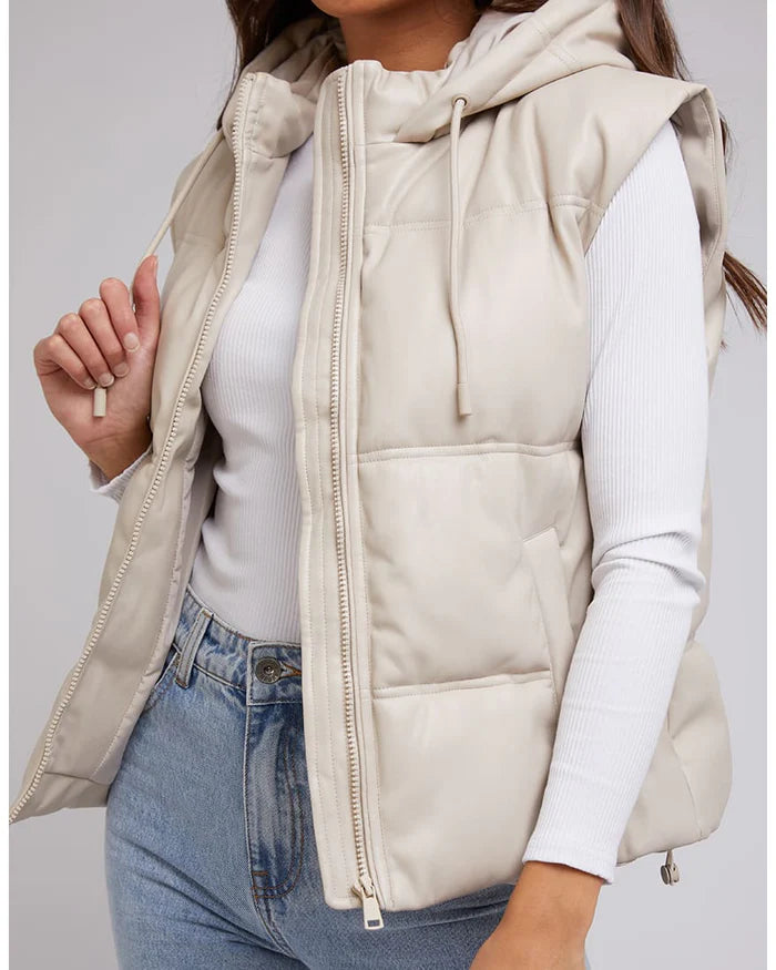 the puffer vest, natural, silent theory
