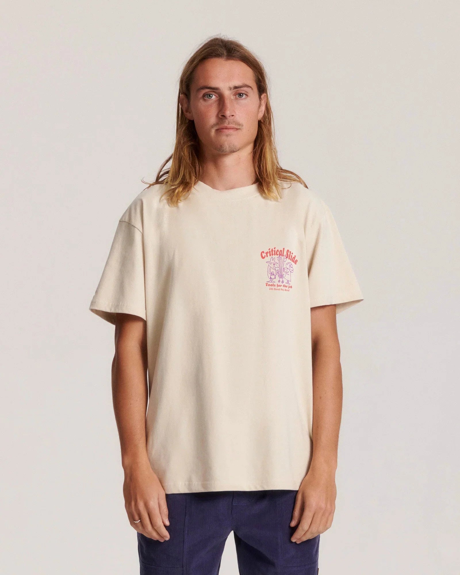 TROLLIED TEE, BONE, CRITICAL SLIDE