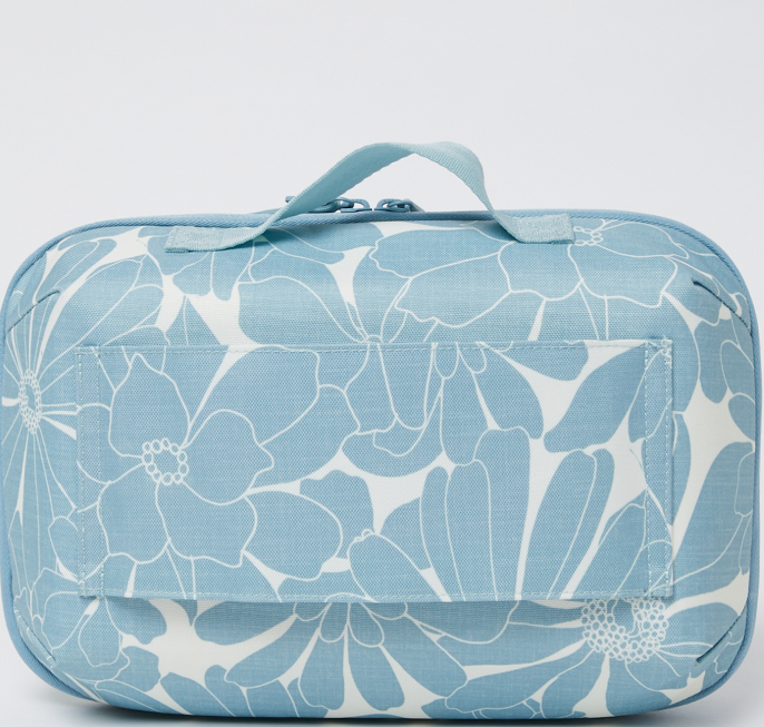 dusty blue , ripcurl, beauty, beauty bag, multiple compartments